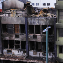 Pożar nieczynnego hotelu w Porto Alegre
